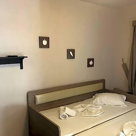 Mary 1 & Fresh! 3* Limenas (Thasos)