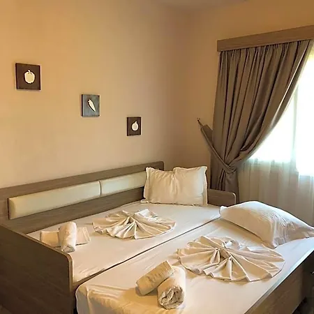 Hotel Mary 1 & Fresh!